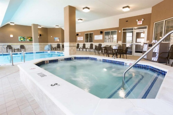Drury Inn & Suites Colorado Springs Near the Air Force Academy image 21